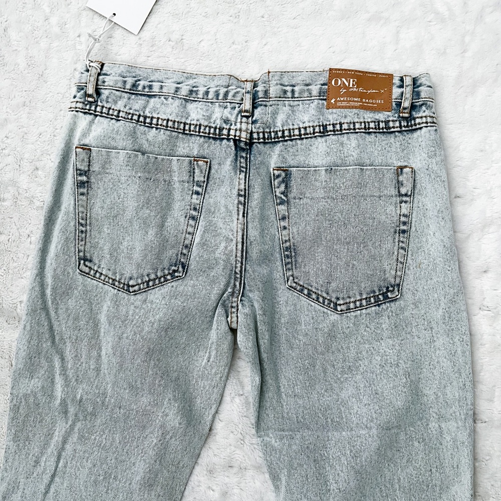 NWT- ONE TEASPOON Awesome Baggies Distressed Jean in Classic - Picture 7 of 15